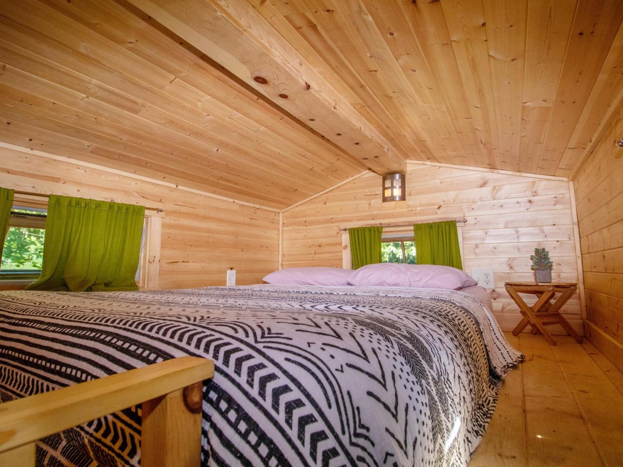 Mt Hood Tiny House Village Welches Exterior foto